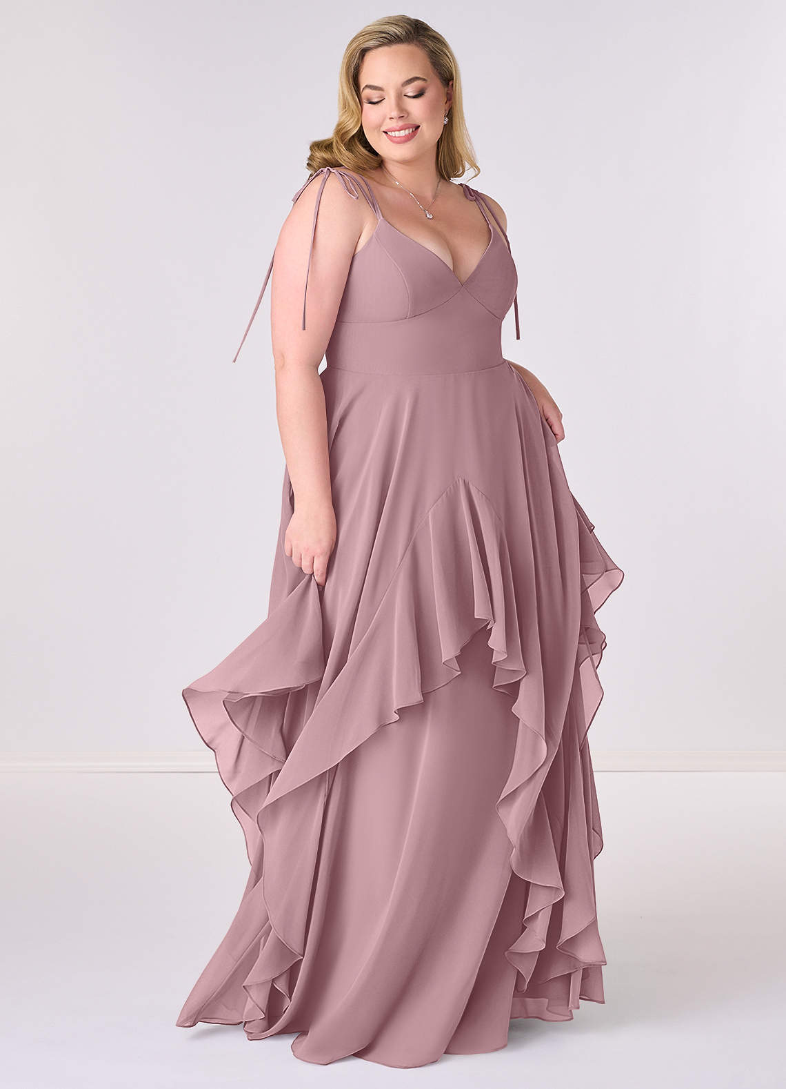 Gestuftes Kleid in A-Linie aus Chiffon mit V-Ausschnitt-AZ23013912-Endgültiger Verkauf