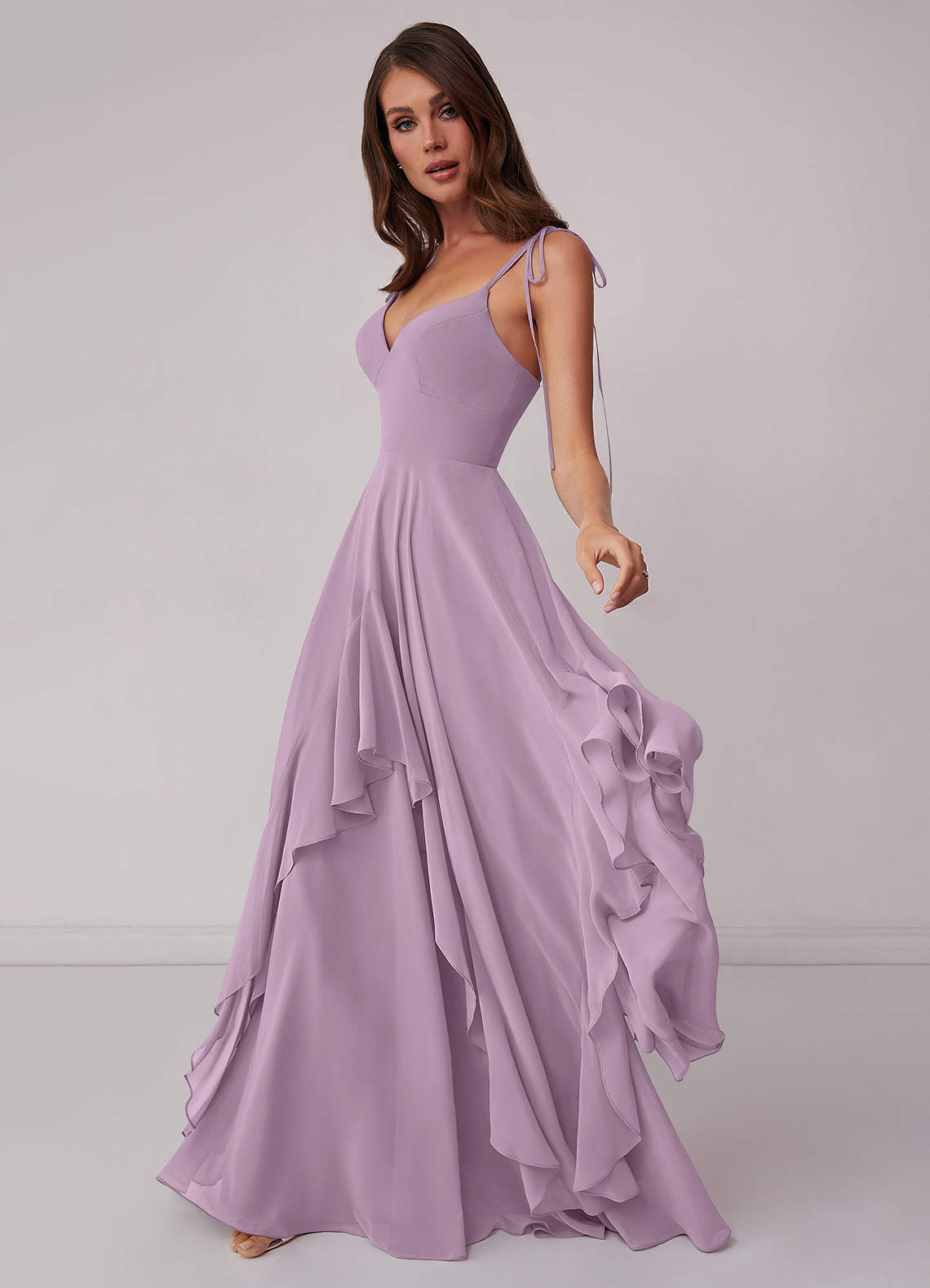 Gestuftes Kleid in A-Linie aus Chiffon mit V-Ausschnitt-AZ94917081-Endgültiger Verkauf