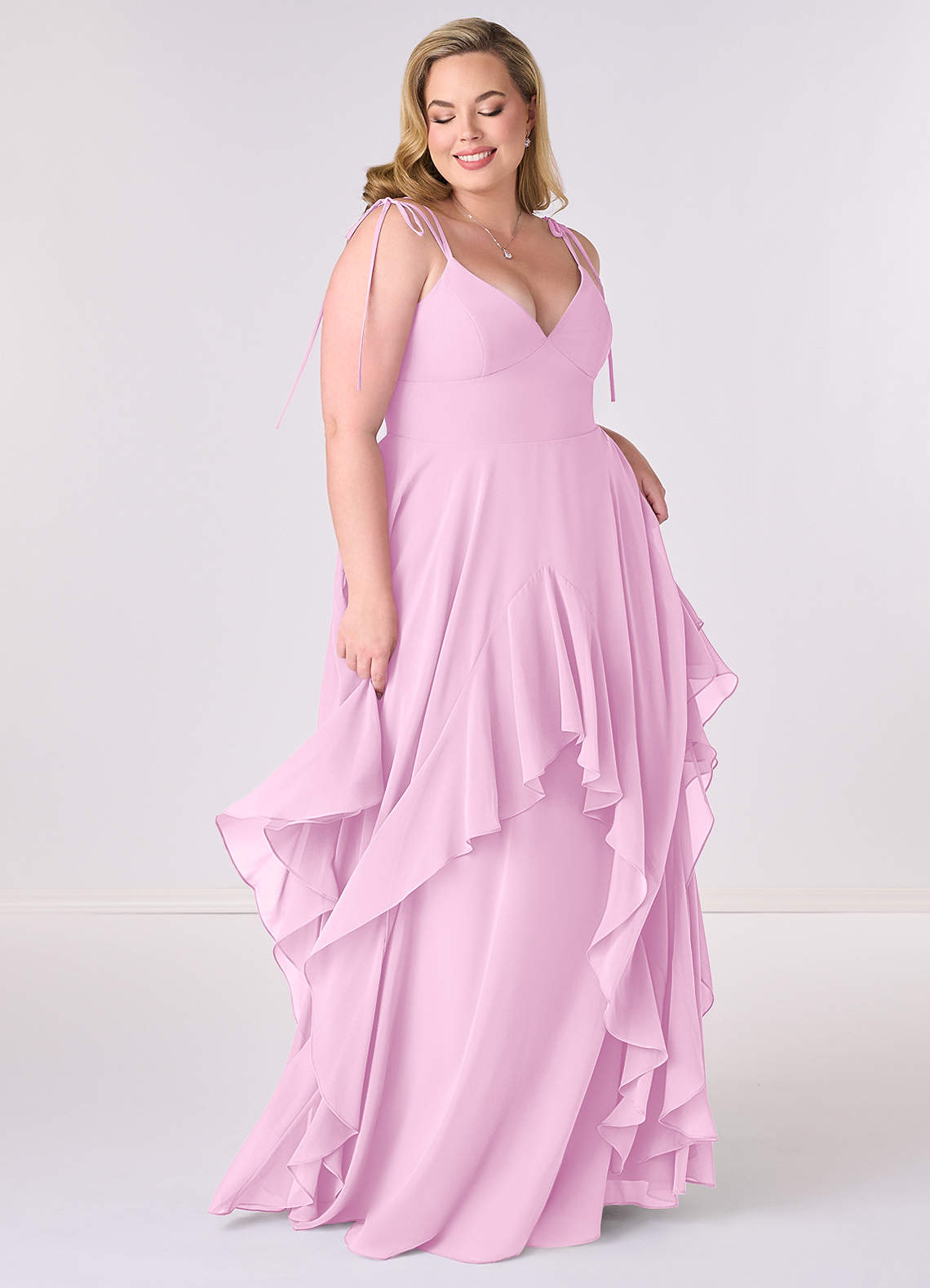 Gestuftes Kleid in A-Linie aus Chiffon mit V-Ausschnitt-AZ34651262-Endgültiger Verkauf