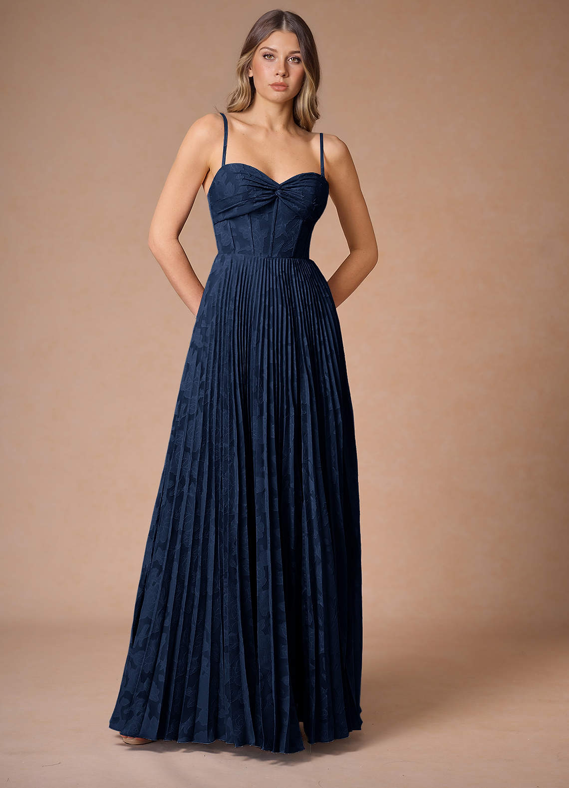 AKIKO-AZ16190400-Letzte Chance