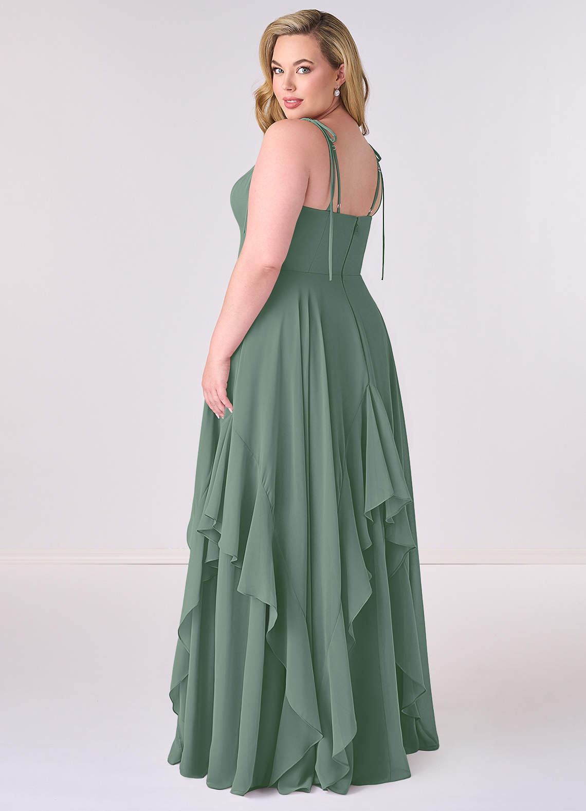 Gestuftes Kleid in A-Linie aus Chiffon mit V-Ausschnitt-AZ6768469-Letzte Chance