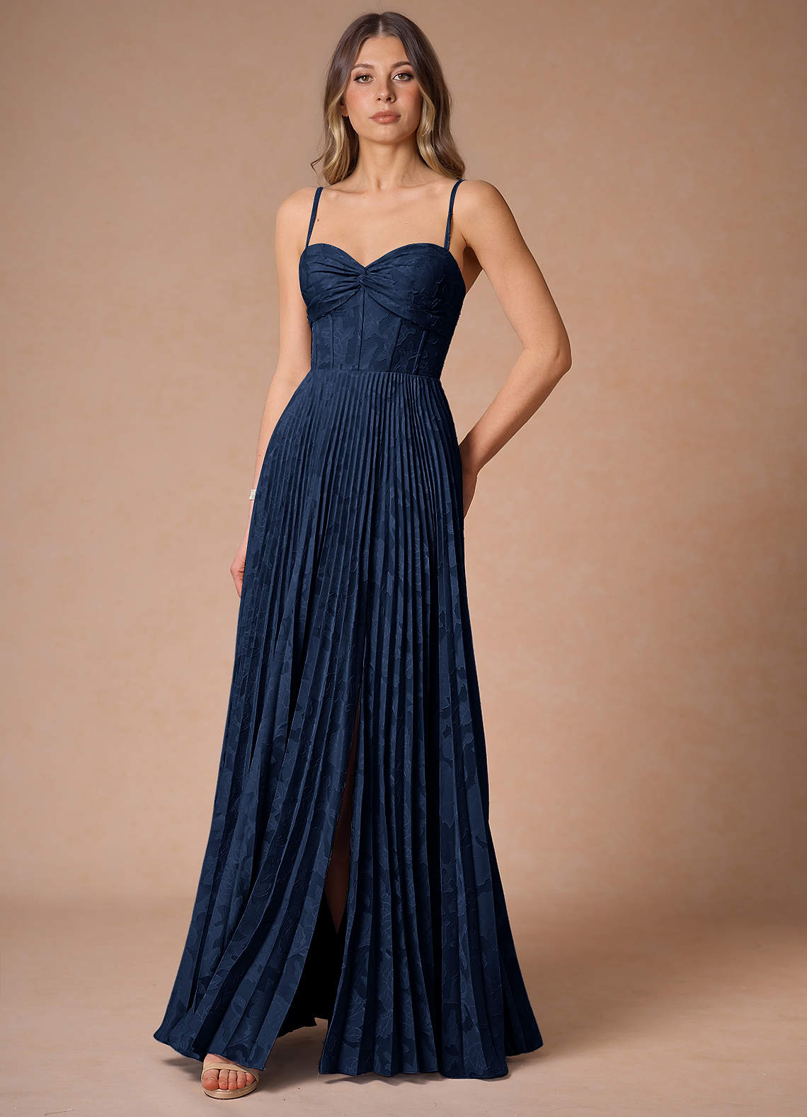 AKIKO-AZ16190400-Letzte Chance